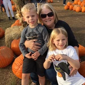 Meet your Posher, Becky